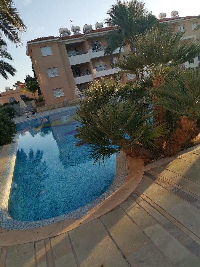 Iris Village, Near Kings Avenue Mall - By Imh Travel & Tours Paphos Extérieur photo