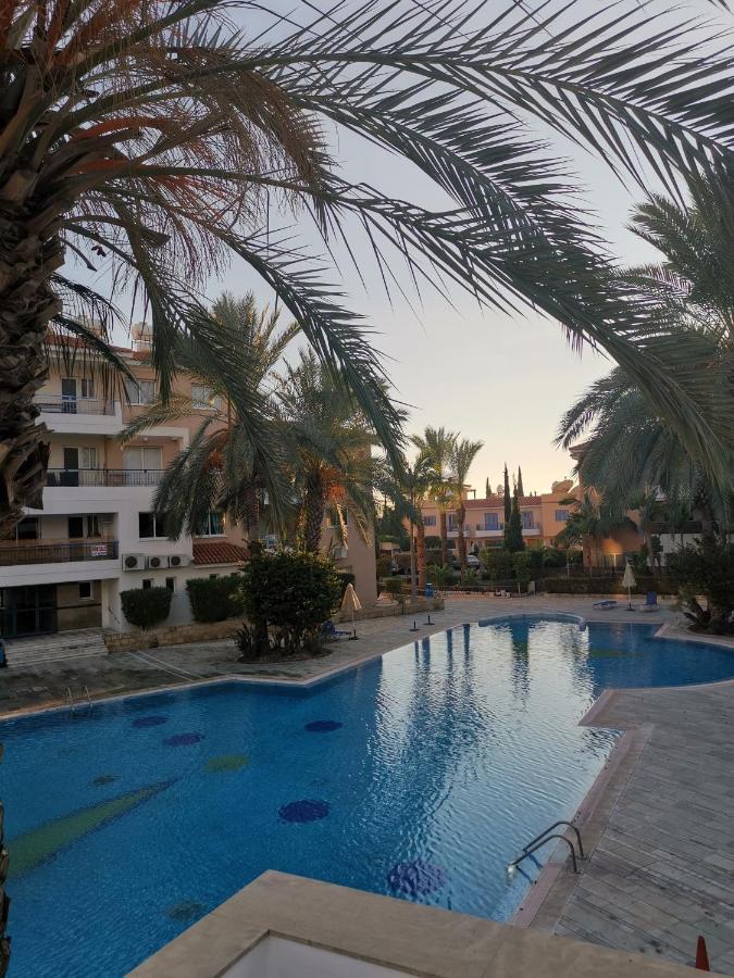 Iris Village, Near Kings Avenue Mall - By Imh Travel & Tours Paphos Extérieur photo